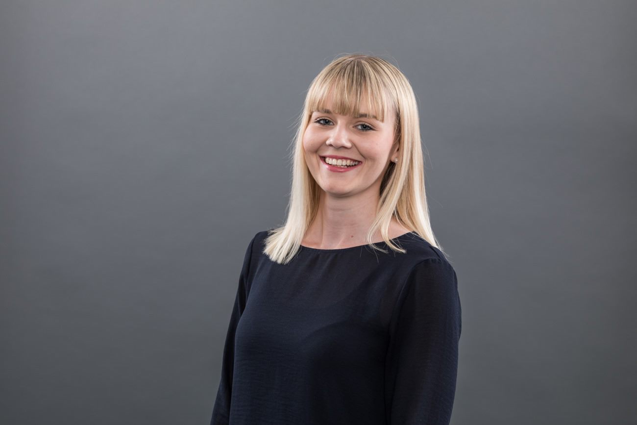 Portrait von Kerstin Bartmann, Lacklaborantin bei Sto