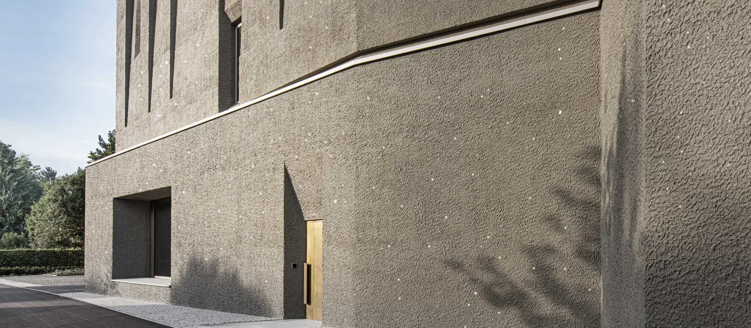 Außenputz mit Glitzereffekt am MAC Museum in Singen, SotSignature Putztechnik mit Glassplitt