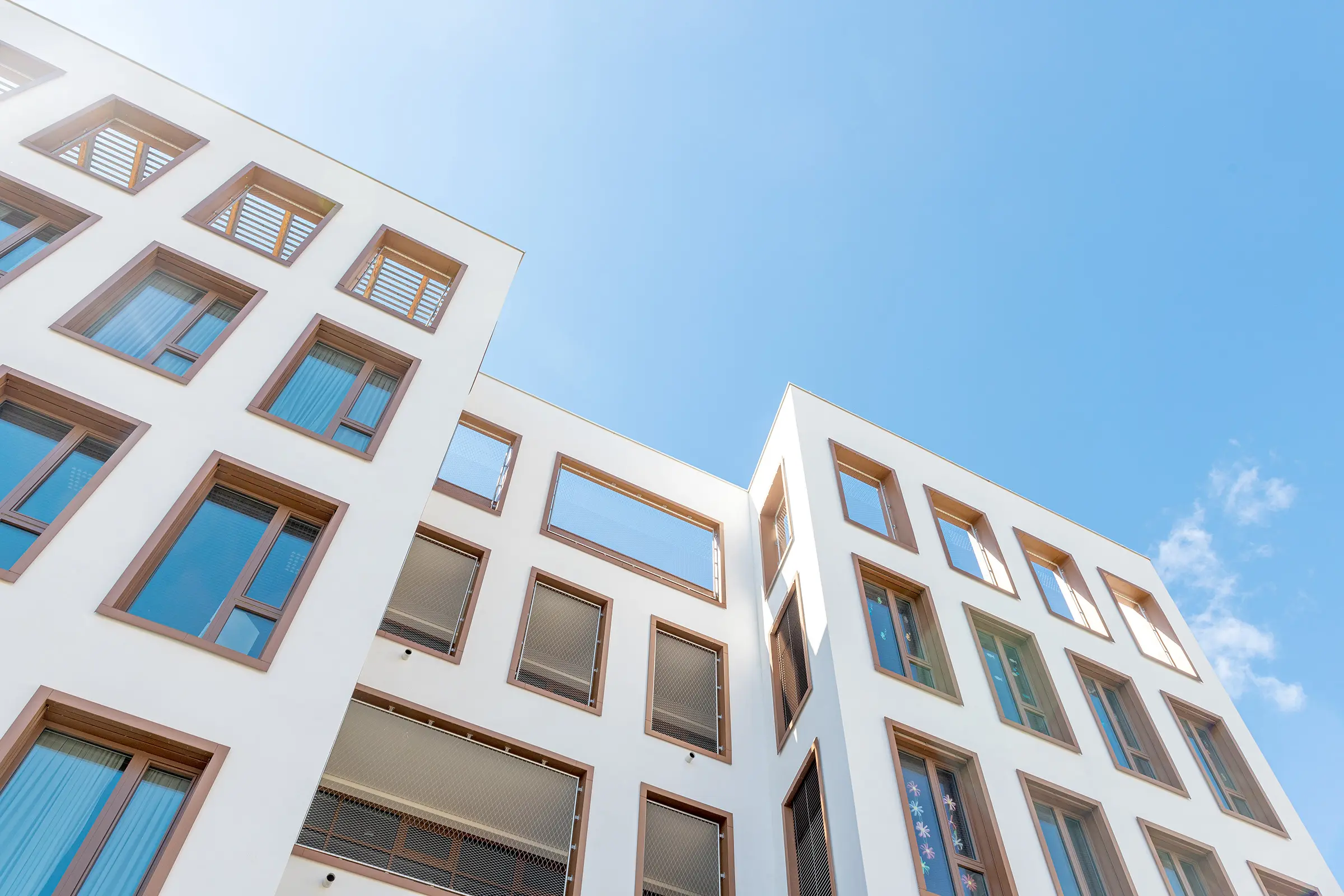 Bildungscampus Azgersdorf, StoVentec R, Vorgehängte hinterlüftete Fassade