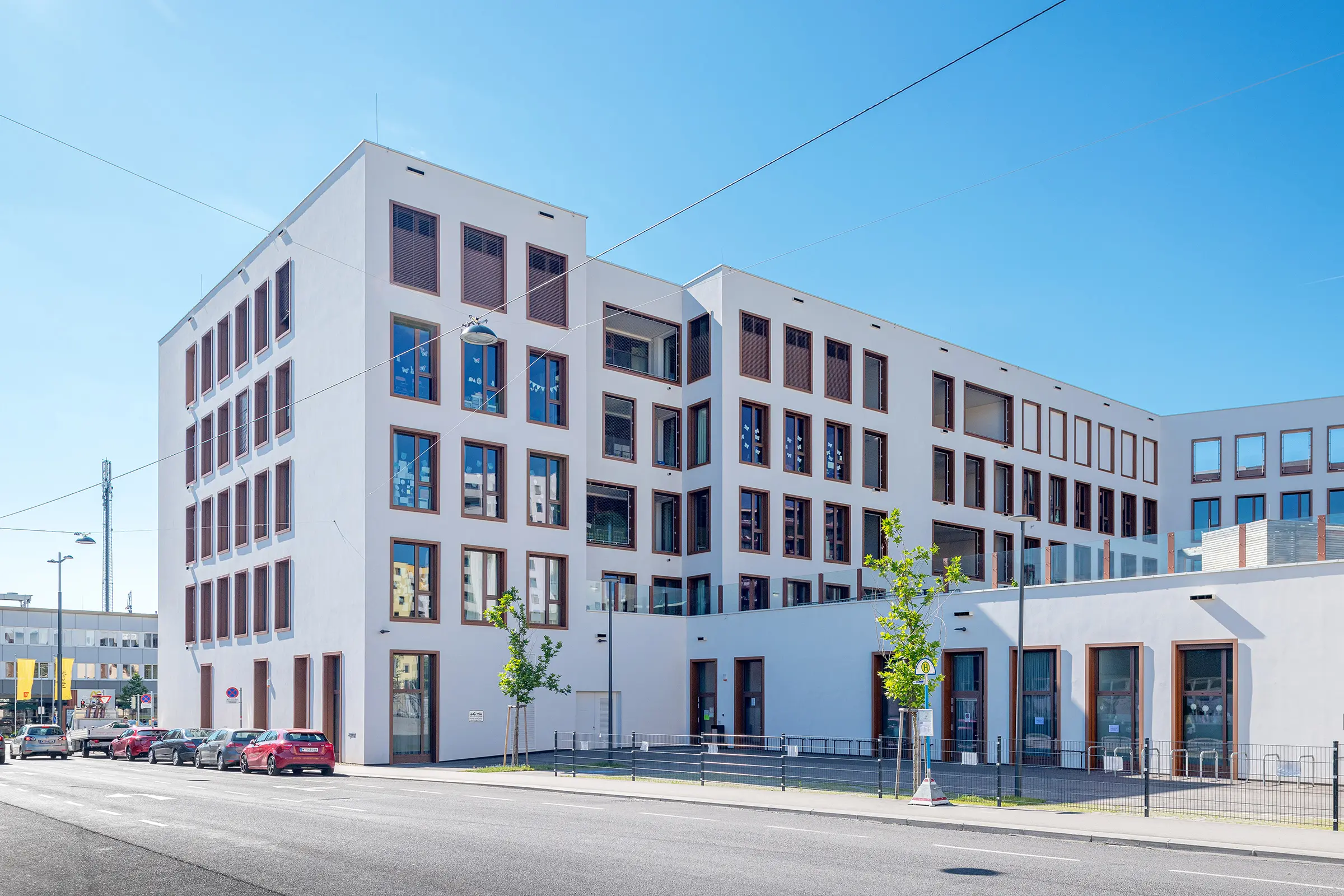 Bildungscampus Azgersdorf, StoVentec R, Vorgehängte hinterlüftete Fassade