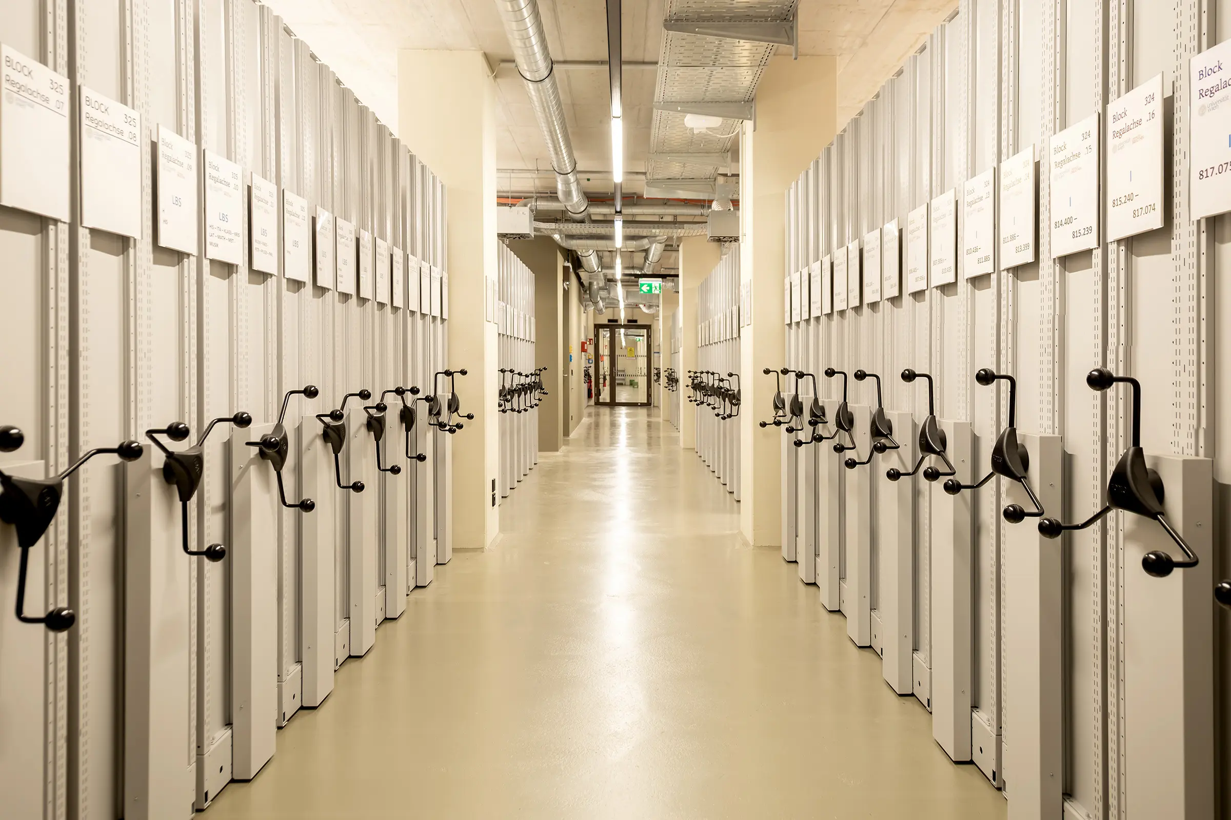 Bücherdepot Universitätsbibliothek, Wien, StoVentec R, StoPox BB OS, StoPox WL 100