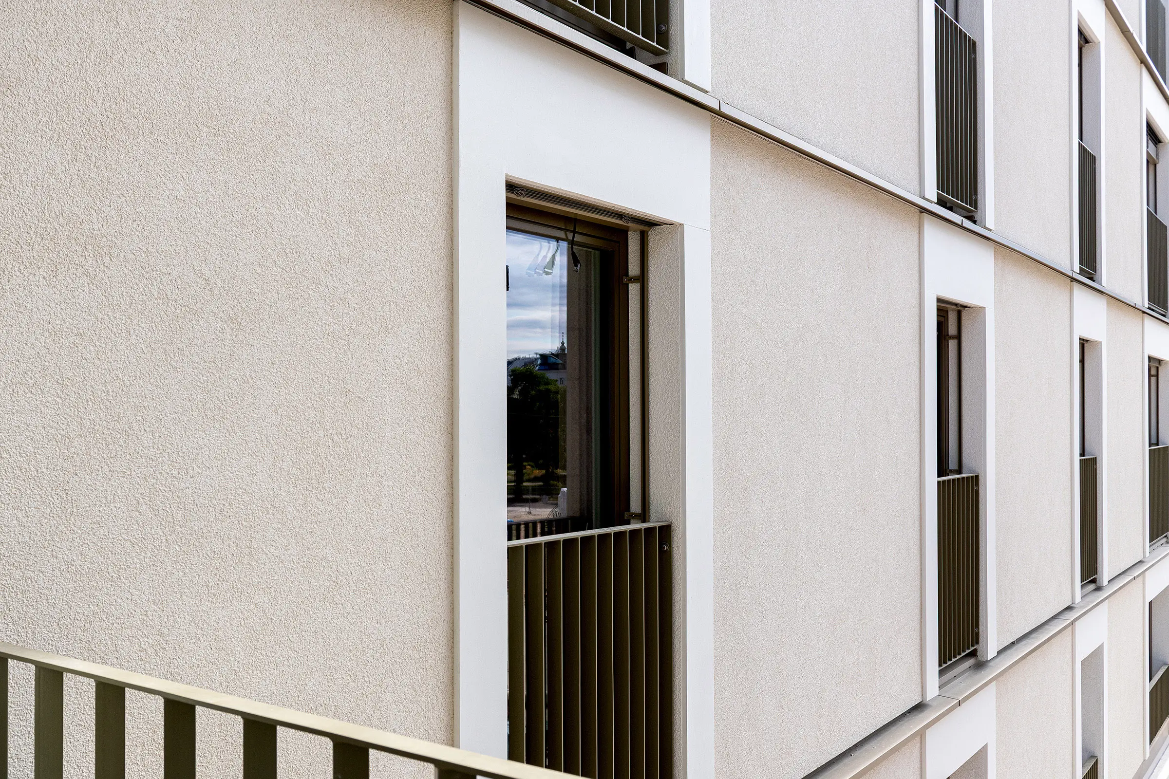 LeopoldQuartier Living, Wien, Holz-Hybrid Bauweise, StoVentec R, Detailaufnahme