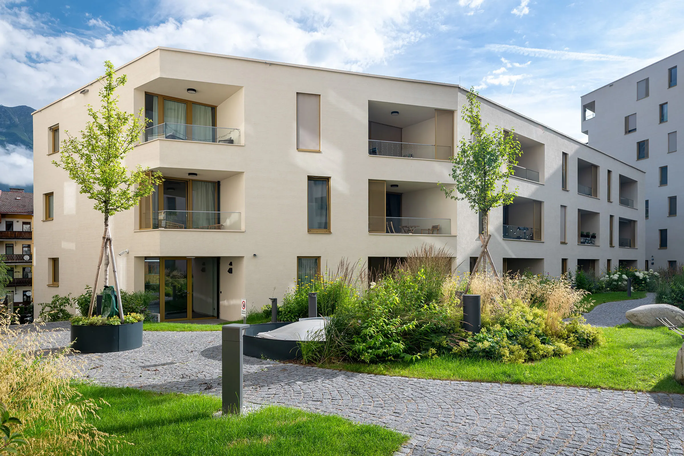 Stadtcarrè Wilten, Innsbruck, StoSignature kreative Putzfassade,  StoBrick Klinkerfassade