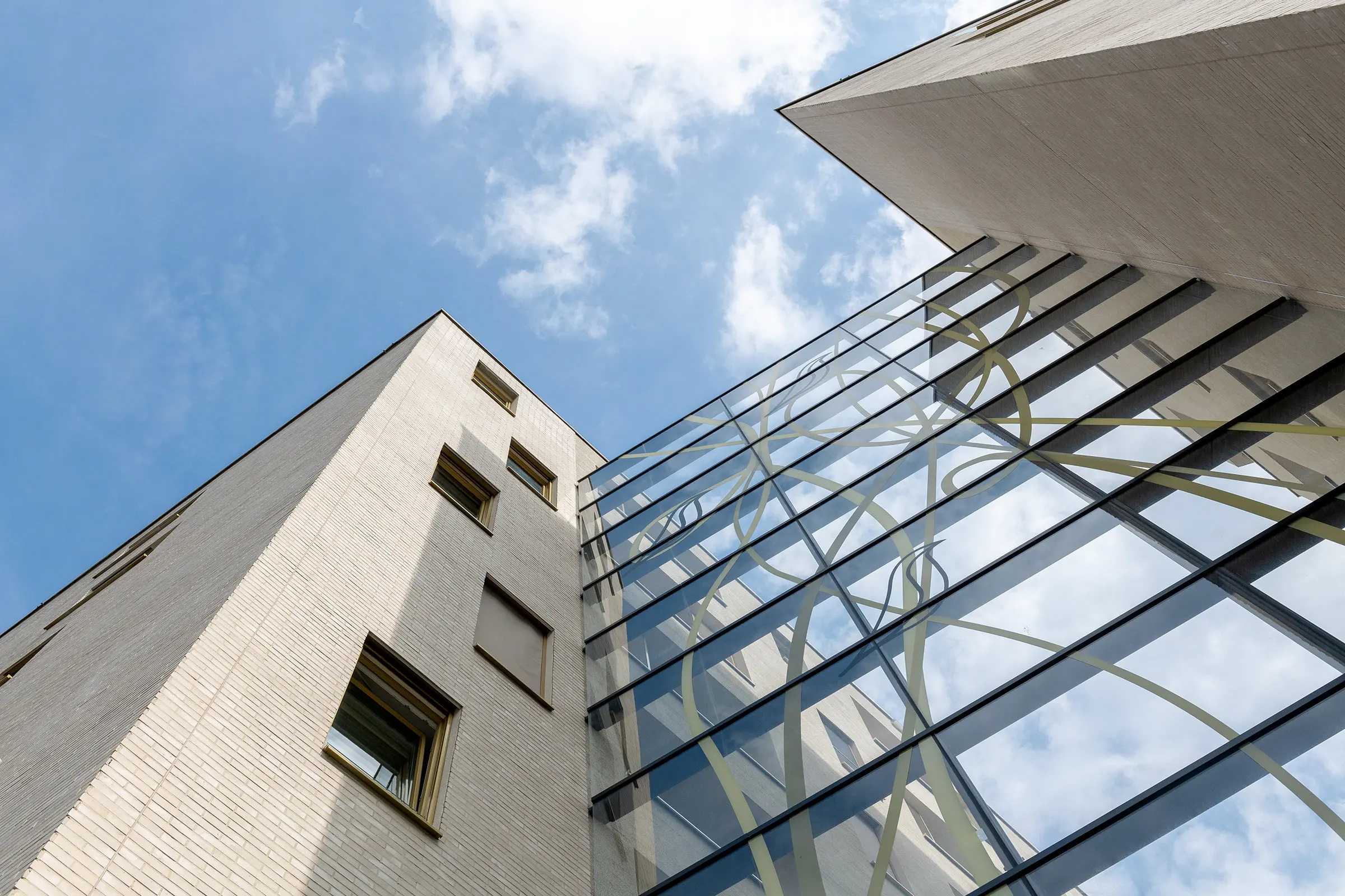 Stadtcarrè Wilten, Innsbruck, StoSignature kreative Putzfassade,  StoBrick Klinkerfassade