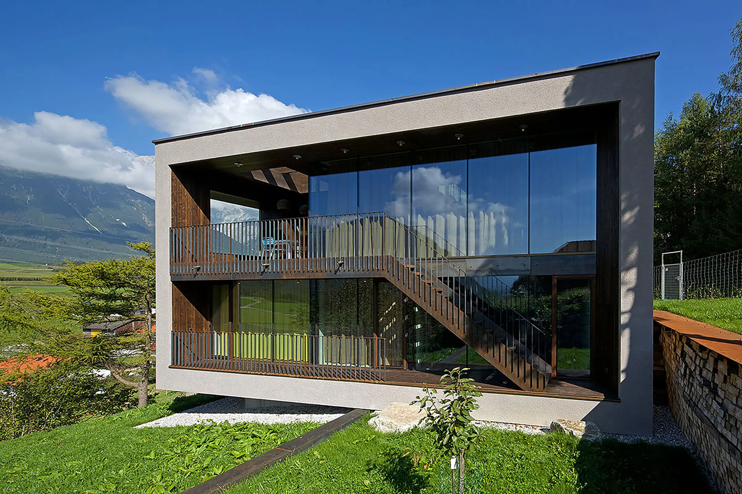 Fassadengestaltung Wohnhaus Mieming